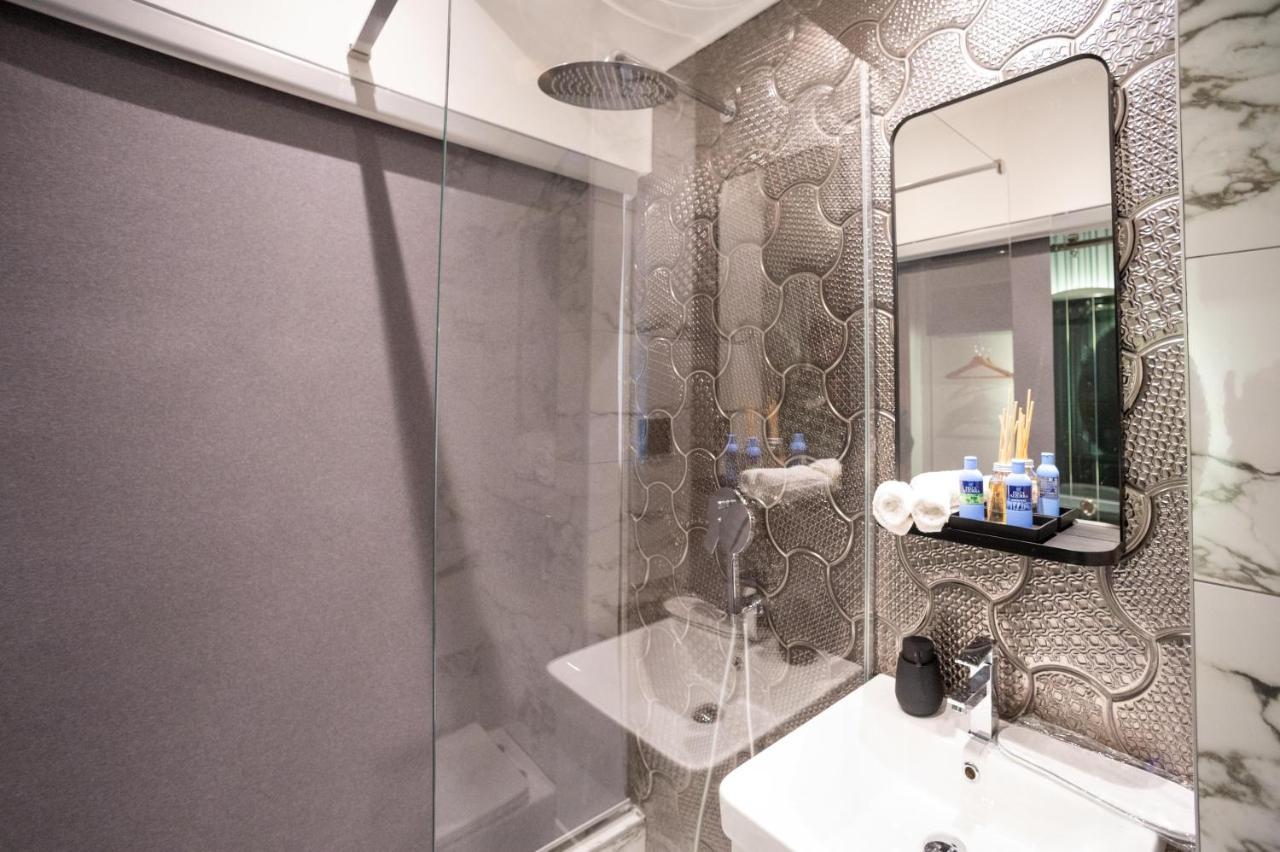 Natali Luxury Suites- Mini Rooms Belgrad Exteriör bild