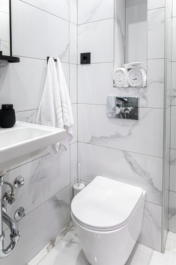 Natali Luxury Suites- Mini Rooms Belgrad Exteriör bild