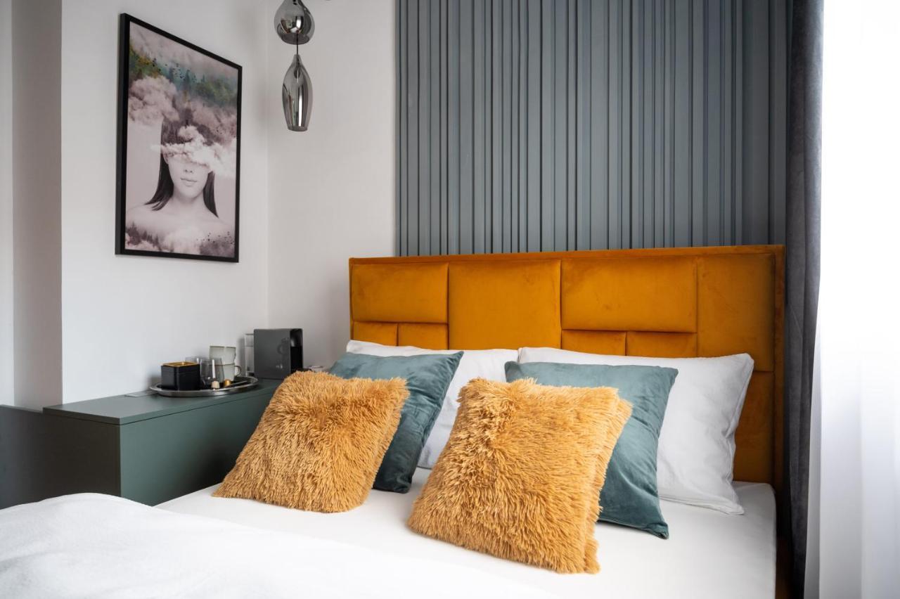 Natali Luxury Suites- Mini Rooms Belgrad Exteriör bild