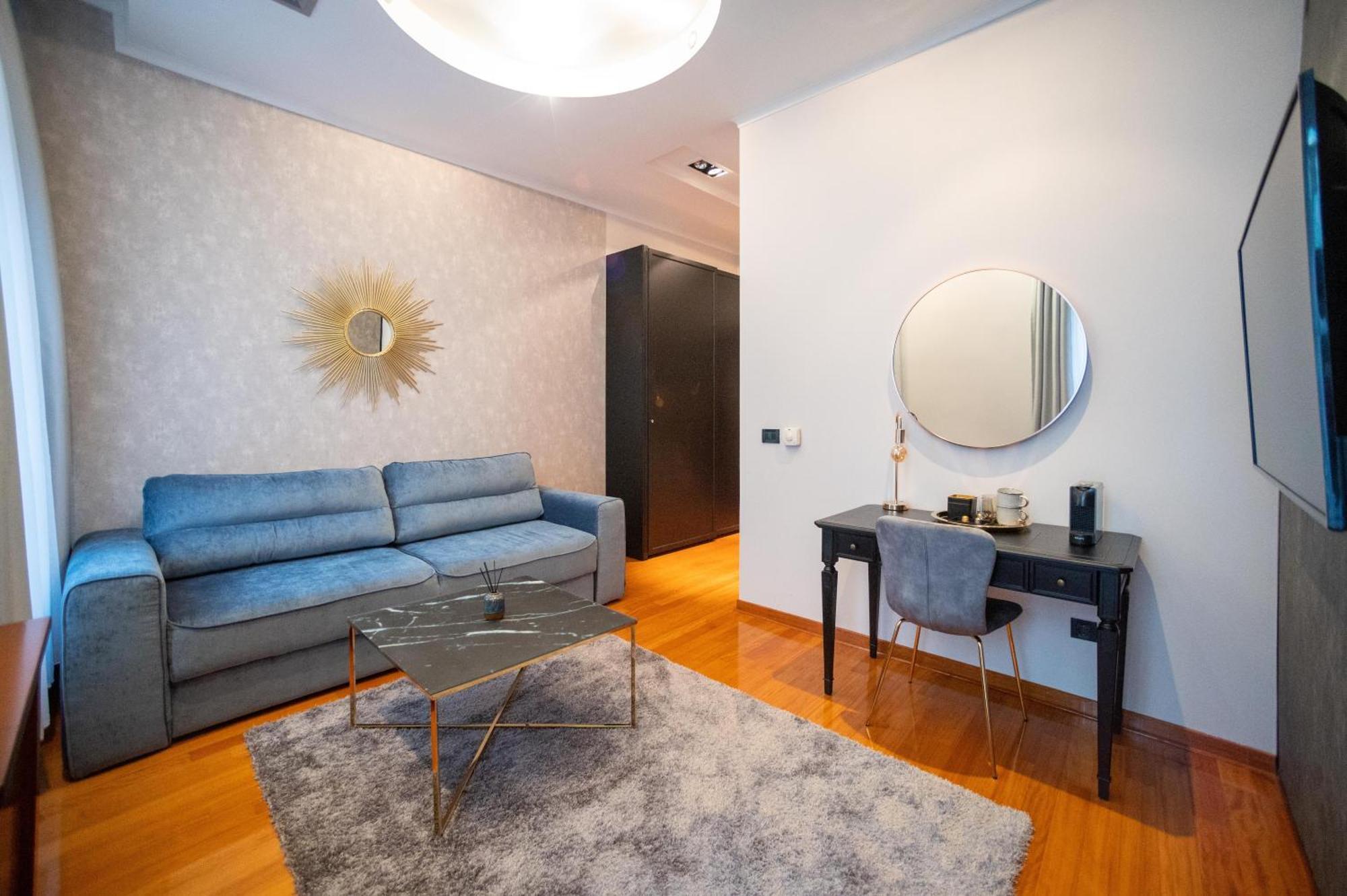 Natali Luxury Suites- Mini Rooms Belgrad Exteriör bild