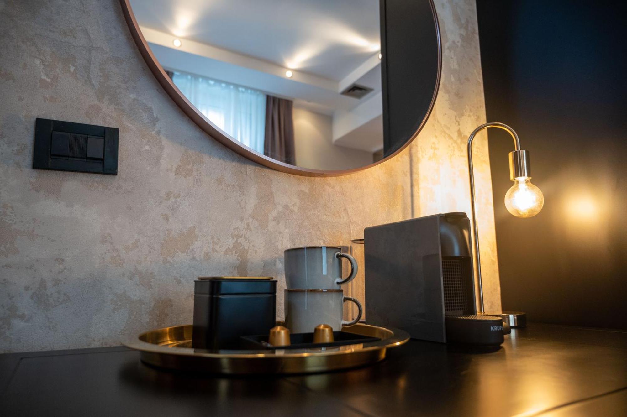 Natali Luxury Suites- Mini Rooms Belgrad Exteriör bild